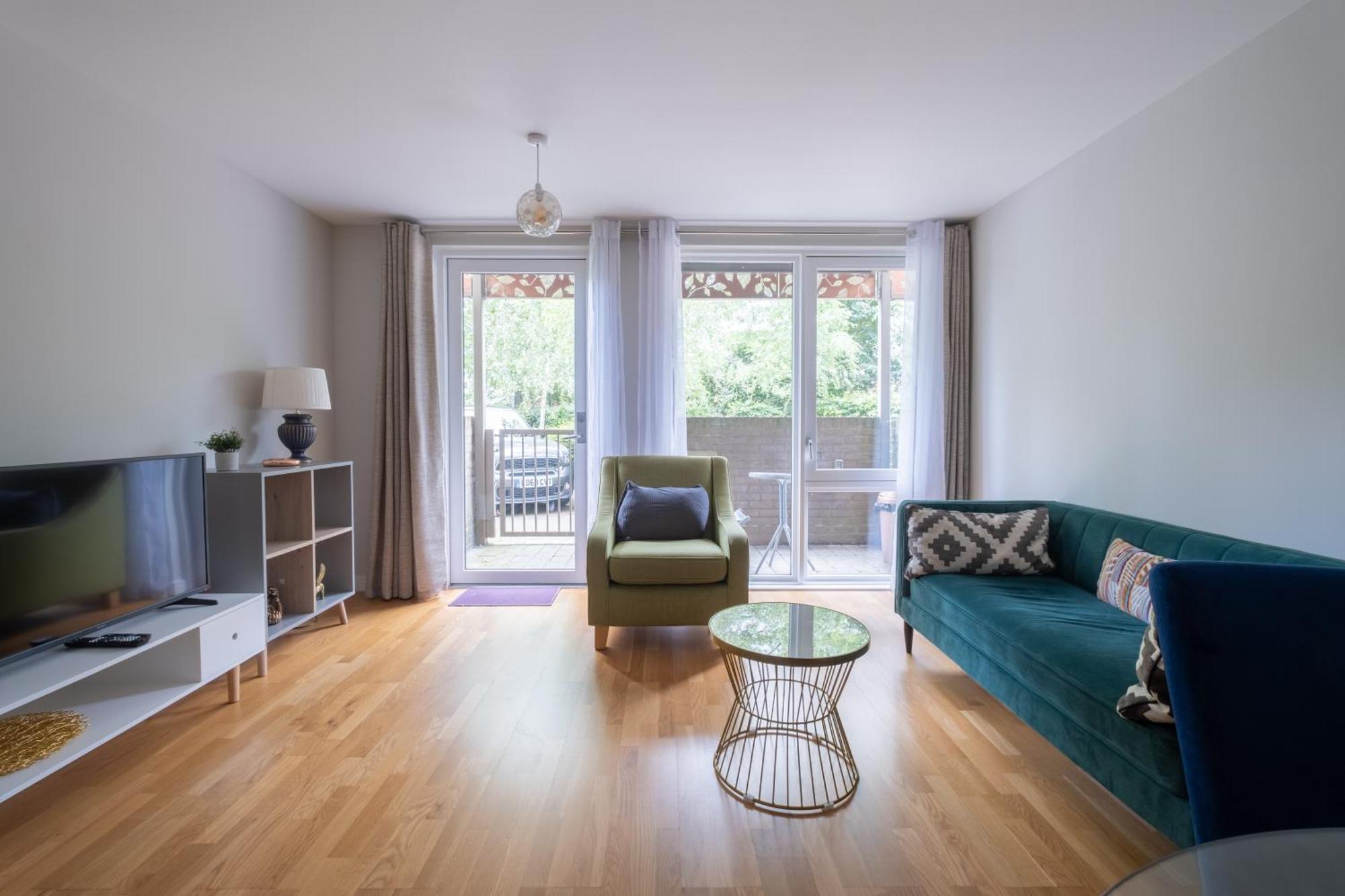 Brand New London Flat With Car Park Apartment Ngoại thất bức ảnh