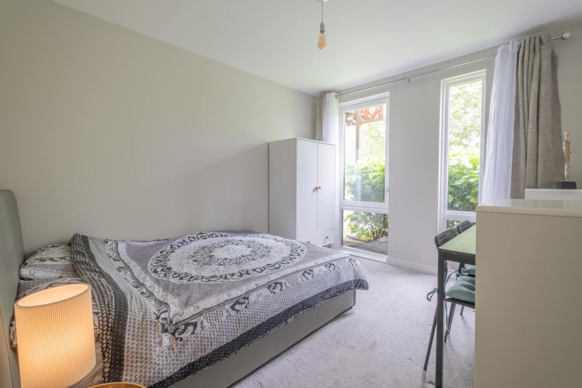 Brand New London Flat With Car Park Apartment Ngoại thất bức ảnh